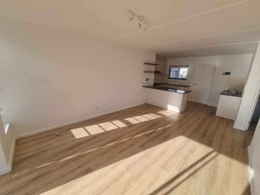 To Let 2 Bedroom Property for Rent in Burgundy Estate Western Cape